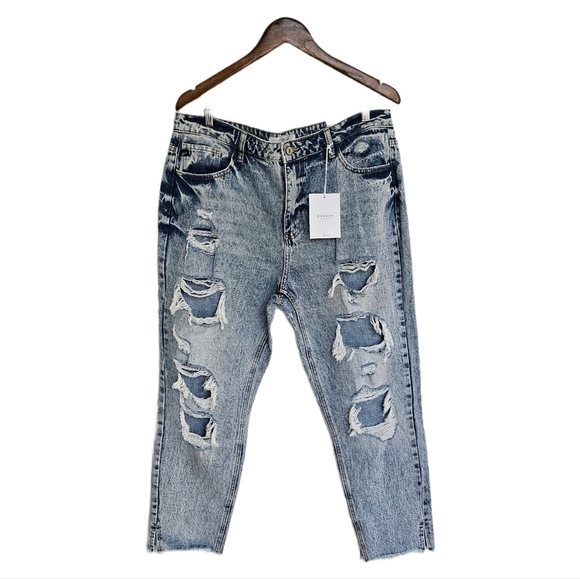 KanCan distressed acid wash relaxed fit denim jeans NWT - Picture 1 of 15